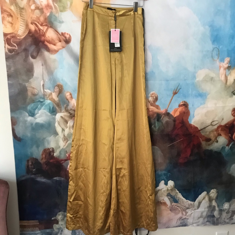 PrettyLittleThings Matching Set-Satin - Picture 3 of 5